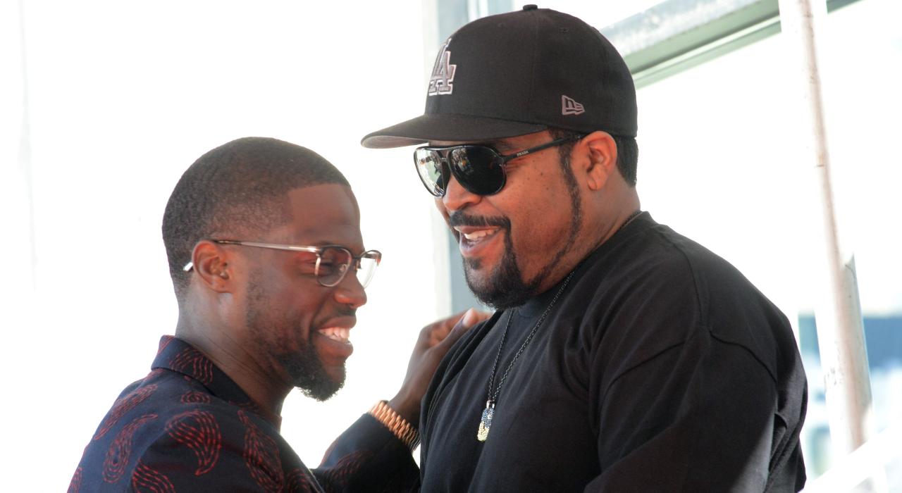 Kevin Hart Gives Ice Cube His Flowers - HotNewHipHop