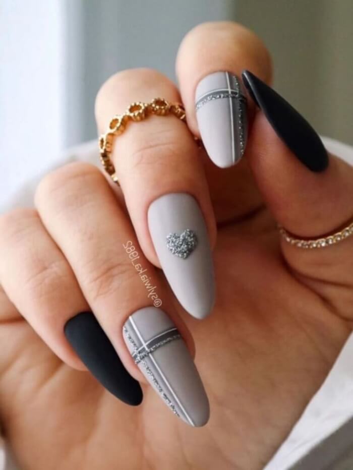 30+ Stunning Nail Designs In Gray To Be Your Go-To Neutral - 207